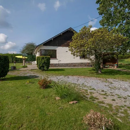 Beautiful And Spacious With P Tanque Court And Countryside Views Holiday home *