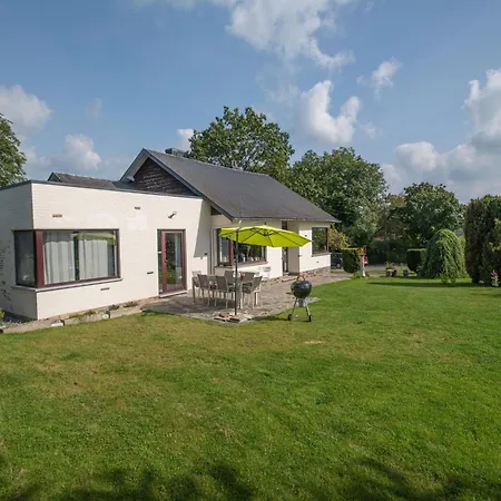 The Waltz Of The Chickadees In Leuze * Сом-Лёз