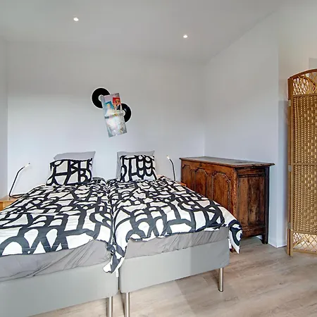 The Waltz Of The Chickadees In Leuze