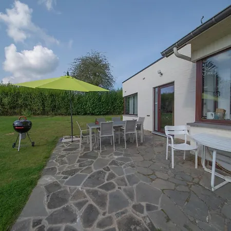 The Waltz Of The Chickadees In Leuze Дом отдыха *